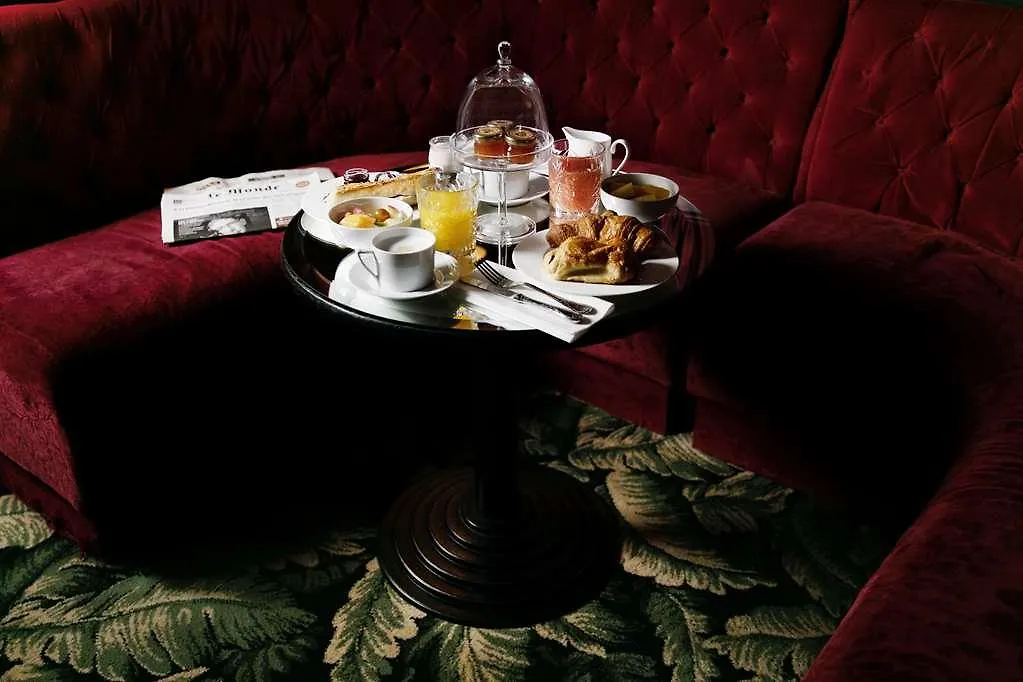 Mathis Elysees Hotel